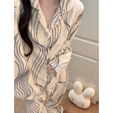 批发法兰绒开衫睡衣女冬季女款新款翻领加厚保暖大码家居服
