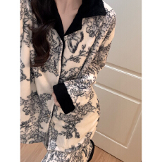 批发法兰绒开衫睡衣女冬季女款新款翻领加厚保暖大码家居服