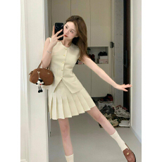 批发小香风无袖西装马甲百褶短裙套装<b class='q'>女</b>2026夏季高级老钱风时尚两件套