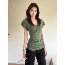 批发辣妹低 V 领基础短袖侧边抽褶收腰弹力修身显气质纯色内搭<b class='q'>上衣</b>