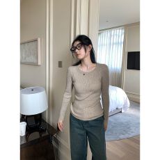 批发辣妹纯欲风圆领<b class='q'>针织衫</b>女秋冬修身内搭打底上衣