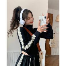 批发立领短款长袖<b class='q'>夹克</b>辣妹风设计感不规则上衣女卫衣