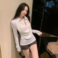 批发秋荡领拼接假两件<b class='q'>修身</b>长袖<b class='q'>T</b><b class='q'>恤</b><b class='q'>衬衫</b>女设计感气质上衣