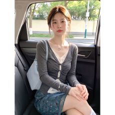 批发韩系长袖<b class='q'>T</b><b class='q'>恤</b>女秋季假两件蕾丝拼接修身气质上衣 秋款上新 法式