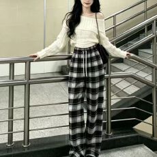 蓝色格子裤子女春秋季2026新款宽松直筒休闲慵懒风毛呢加厚阔腿