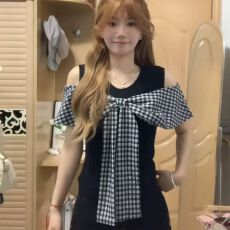 批发藏青色波点假两件短袖t恤女装2026夏季韩系修身<b class='q'>露肩</b>高级显瘦<b class='q'>上衣</b>