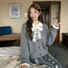 批发韩版翻领假两件毛衣<b class='q'>外套女</b>秋冬季新款蕾丝蝴蝶结针织开衫短款上