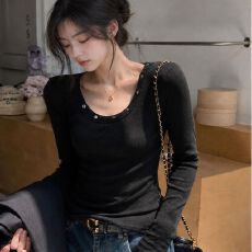 批发春秋冬季2026漏锁骨u领铆钉长袖T恤女修身显瘦内搭上衣<b class='q'>百搭</b>打底