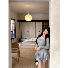 批发辣妹纯欲U领排扣长袖连衣裙女秋冬装高腰显瘦高级感<b class='q'>短裤</b>搭配