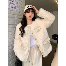 批发小香风毛毛外套女高级感2026春款羊羔绒设计感气质棉服秋韩系上