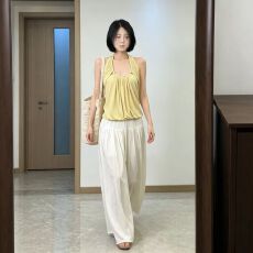 批发韩系皱褶U领挂脖吊带背心衫女装2026夏季金属扣气质休闲<b class='q'>百搭</b>上衣