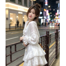 批发新款<b class='q'>不规则</b>蛋糕长袖<b class='q'>连衣裙</b>秋季韩版收腰显瘦百搭白色短裙女潮