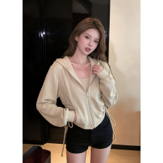 批发甜妹修身显瘦外套卫衣吊带两件套女 秋<b class='q'>冬</b>新款 优雅 洋气 高腰