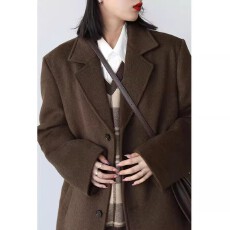 批发小个子西装毛呢外套<b class='q'>女</b>秋冬季新款加厚呢子赫本风<b class='q'>大</b>衣百搭