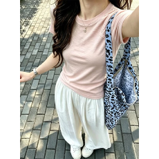 批发百搭<b class='q'>纯棉</b>浅粉上衣女小个子 2026 夏季圆领肩部分割正肩短 <b class='q'>T</b> <b class='q'>恤</b>