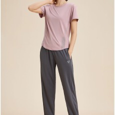 批发休闲跑步女运动套<b class='q'>装</b>春夏季健身短袖户外速干衣