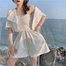 批发夏季<b class='q'>女</b>薄款2026新款休闲气质短袖短款西服上衣<b class='q'>连体裤</b><b class='q'>套</b>装