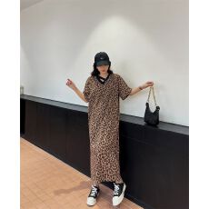 批发大码加长豹纹拼色V领短袖<b class='q'>连衣裙</b>胖MM2-300斤遮肚夏季过膝T恤裙子
