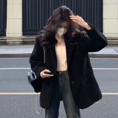 批发春秋季黑色<b class='q'>西装</b>外套女2026新款高级感减龄宽松韩版休闲小个子西服