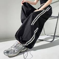 批发多巴胺条纹速干阔腿裤女夏季美式两穿束脚休闲运动慵懒跳舞弯刀裤