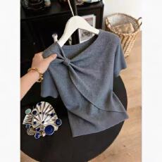 批发小个子针织灰色<b class='q'>打底</b>衫<b class='q'>上衣</b>2026夏季新款夏装短袖修身法式t恤女装