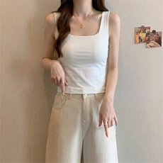 批发实拍  <b class='q'>大码</b>带胸垫方领冰丝背心女外穿美背<b class='q'>文胸</b>一体无袖吊带上衣