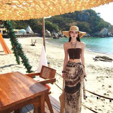 批发慵懒度假风辣妹抹胸吊带背心不规则半裙两件套海岛穿搭ootd沙滩裙