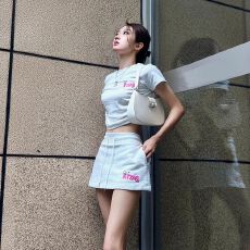 批发美式运动<b class='q'>休闲</b>辣妹<b class='q'>套装</b>女夏季收腰修身盐系减龄正肩短袖短裙两件套