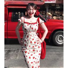 批发法式碎花假两件吊带连衣裙夏季新款女收腰显瘦海边度假风长裙超仙