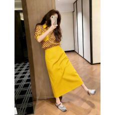 批发法式复古轻熟小众不撞款<b class='q'>条纹</b>衬衫两件套装裙女2026超火穿搭一整套