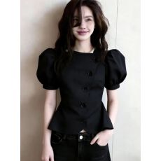 批发<b class='q'>个性</b>温柔设计百搭时髦<b class='q'>时尚</b>上衣复古2026春季新款短袖女气质