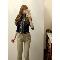 批发早秋夏季独特别致甜辣妹修身<b class='q'>打底衫</b>女内搭正肩上衣高级感t恤
