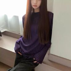 批发<b class='q'>韩</b>系复古圆领木槿紫纯色高级设计针织宽松休闲时尚针织上衣打底衫