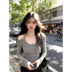批发巨好看挂脖露肩锁骨<b class='q'>打底衫</b>女内搭设计感春季辣妹<b class='q'>修身</b>长袖t恤上衣