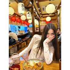 批发日漫氛围感修身数字印花气质休闲长袖T恤女<b class='q'>秋冬</b>新款显瘦洋气上衣