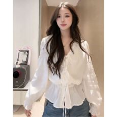 批发大码胖mm早春收腰V领系带白色衬衫女夏可两穿独特漂亮小衫上衣