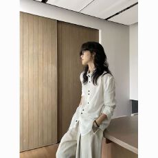 批发韩系白色立领纽扣上衣衬衫春季新款高级感巨好看<b class='q'>修身</b>显瘦长袖内搭