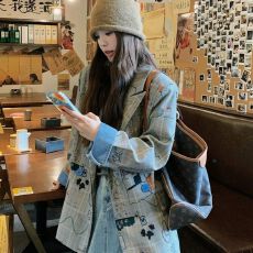 批发涂鸦格子西装外套女春秋2026新款设计感炸街宽松休闲涂鸦长袖<b class='q'>西服</b>
