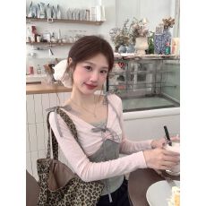 批发假两件蝴蝶结粉色<b class='q'>长袖</b><b class='q'>t</b><b class='q'>恤</b>女秋季纯欲甜辣妹v领上衣蕾丝打底衫内搭