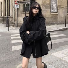 批发2026年新款小众时尚外穿风衣A字廓形宽松连帽斗篷风衣外套女<b class='q'>春秋</b>