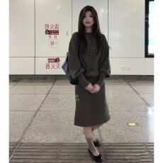 批发法式单排扣长袖毛衣外套女秋季艺术系气质显瘦宽松高级感开衫上衣