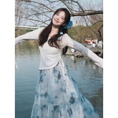 批发早春2026搭配一整套高级感漂亮森系小清新绝美气质<b class='q'>连衣裙</b>子套装女