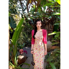 批发一颗甜桃yikett明艳蔷薇碎花吊带连衣裙女掐腰显瘦连身<b class='q'>长裙</b>