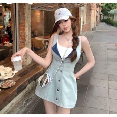批发韩系蓝色牛仔单排扣无袖连衣裙女夏小个子纯欲辣妹收腰A字<b class='q'>短裙</b>子
