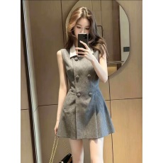 批发法式高级感无袖背心连衣裙女设计感收腰显瘦小个子A字短裙子<b class='q'>夏</b>季
