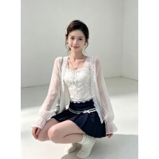 批发2026早秋新款白色蕾丝吊带  <b class='q'>雪纺</b>防晒开衫  藏青百褶<b class='q'>短裙</b>三件套