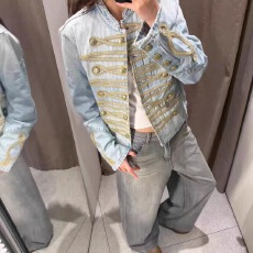 批发2026秋季新品圆领纽扣装饰海盗爷拿破仑牛仔短外套女