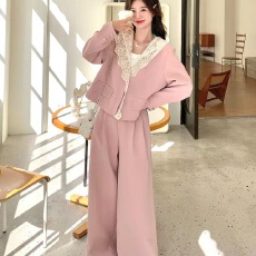 批发粉色<b class='q'>蕾丝</b>拼接<b class='q'>西装</b>套装女2026春季新款韩系超好看西服阔腿裤两件套