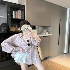 批发2026甜美风粉色格子<b class='q'>衬衫</b>女ins开春防晒<b class='q'>衬衣</b>宽松休闲遮肉长袖上衣