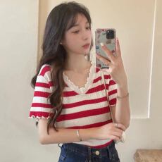 批发设计感花边拼色条纹<b class='q'>V领</b>套头毛衣大码女装胖妹妹修身针织短袖